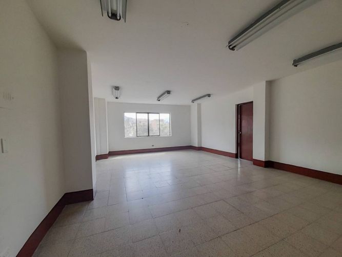 Local en arriendo en Mesa, Envigado, 900 m² · foto 17 de 24