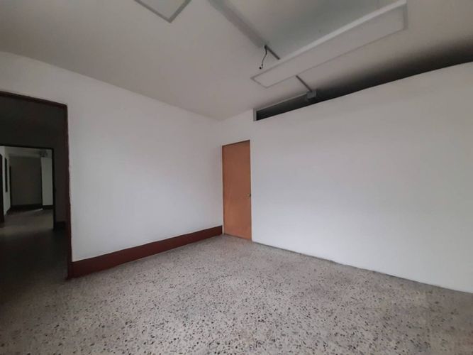 Local en arriendo en Mesa, Envigado, 900 m² · foto 18 de 24