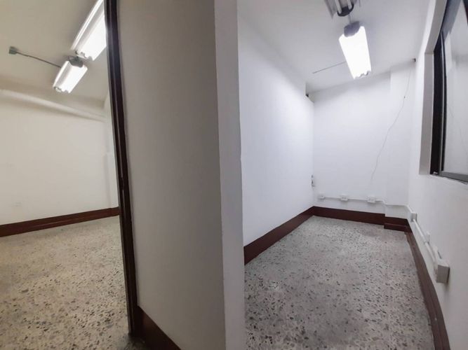 Local en arriendo en Mesa, Envigado, 900 m² · foto 20 de 24