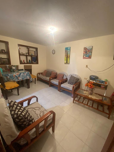 Casa en venta en La Clarita, Bogotá · foto 4 de 24