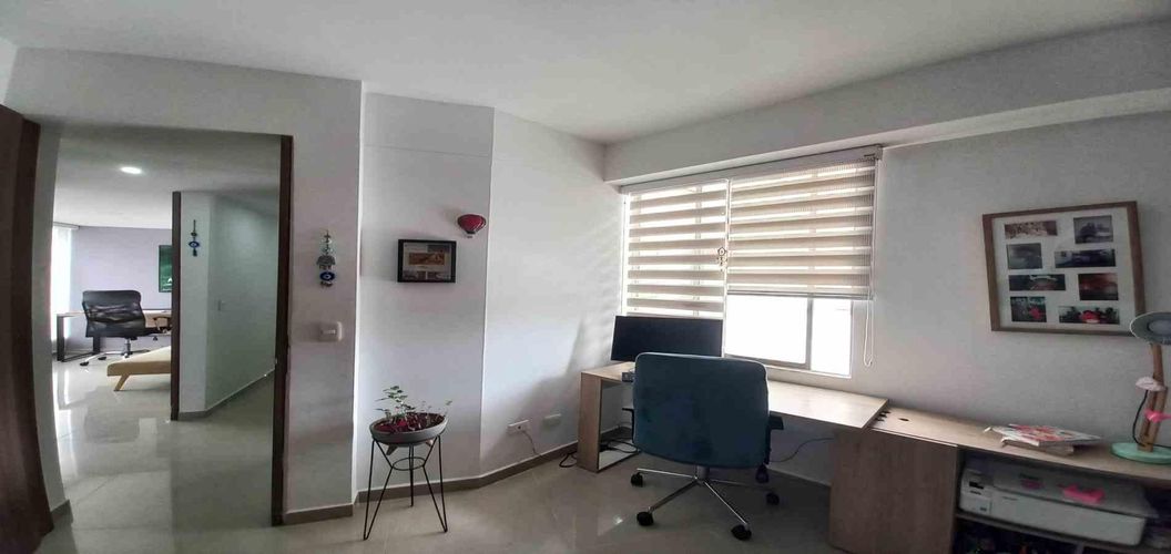 Apartamento de 3 alcobas en venta en Los Rosales, Pereira, 77 m² · foto 10 de 14