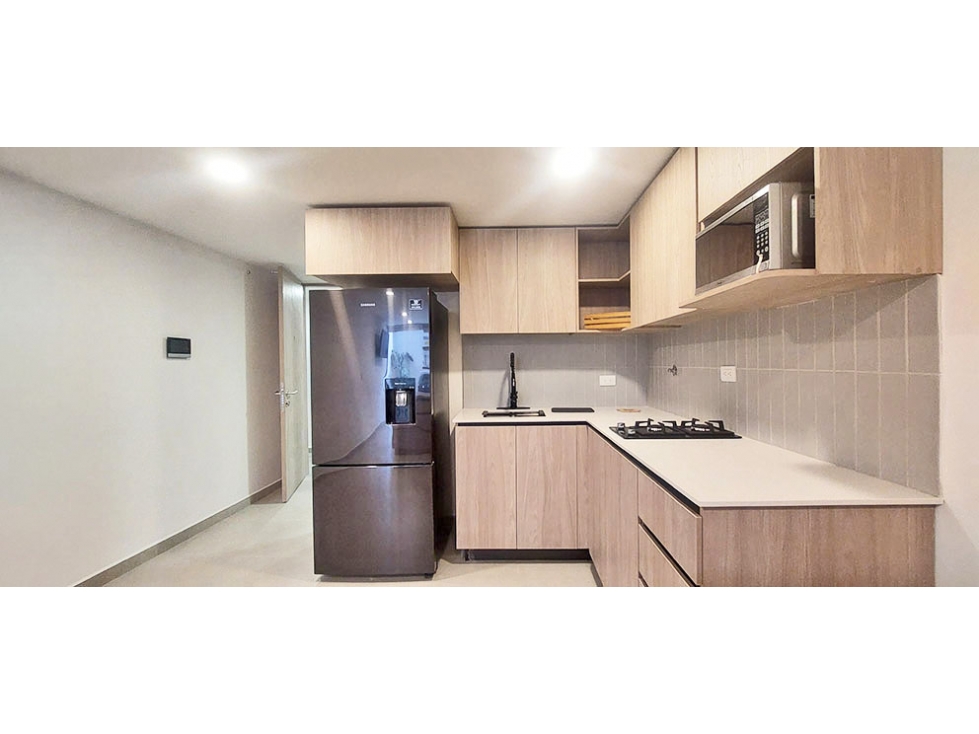Apartaestudio en venta en Conquistadores, Medellín 3