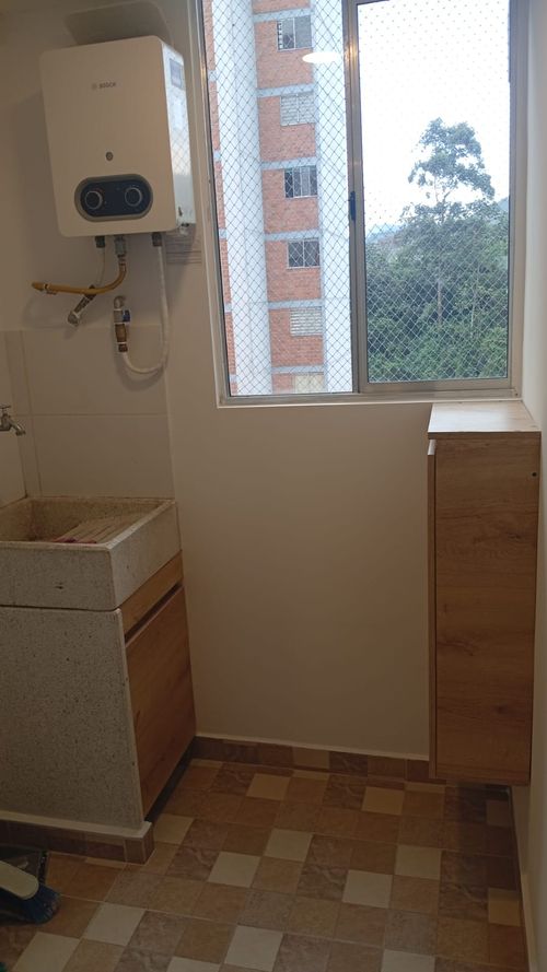 Apartamento de 3 alcobas en venta en Loma De San Jose, Sabaneta, 58 m² · foto 6 de 12