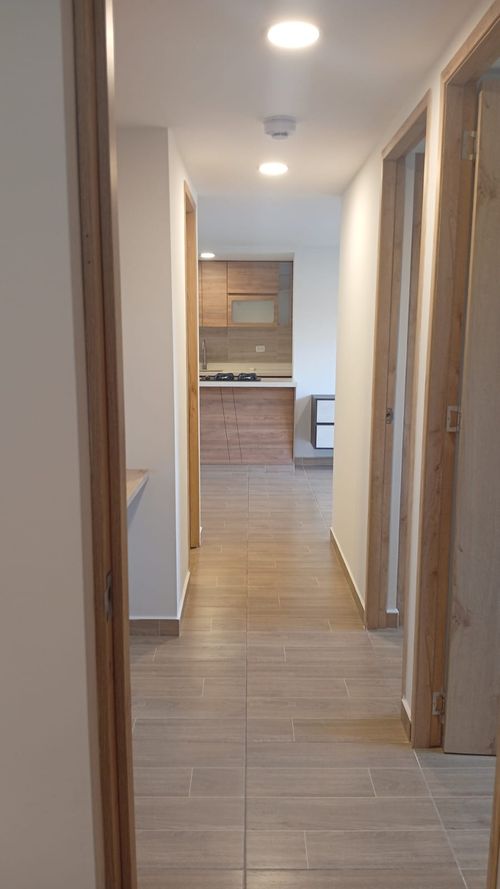Apartamento de 3 alcobas en venta en Loma De San Jose, Sabaneta, 58 m² · foto 8 de 12