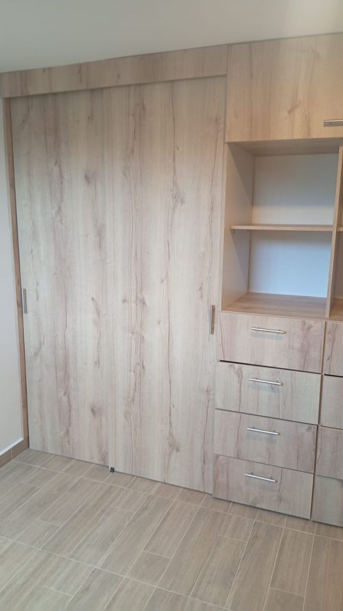 Apartamento de 3 alcobas en venta en Loma De San Jose, Sabaneta, 58 m² · foto 10 de 12