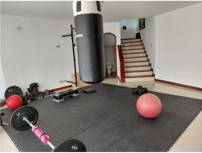 Casa de 4 alcobas en venta en San Jose De Bavaria, Bogotá, 320 m² · foto 7 de 23