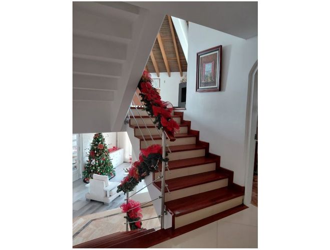 Casa de 4 alcobas en venta en San Jose De Bavaria, Bogotá, 320 m² · foto 12 de 23