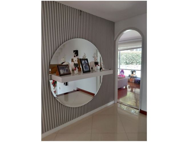 Casa de 4 alcobas en venta en San Jose De Bavaria, Bogotá, 320 m² · foto 14 de 23