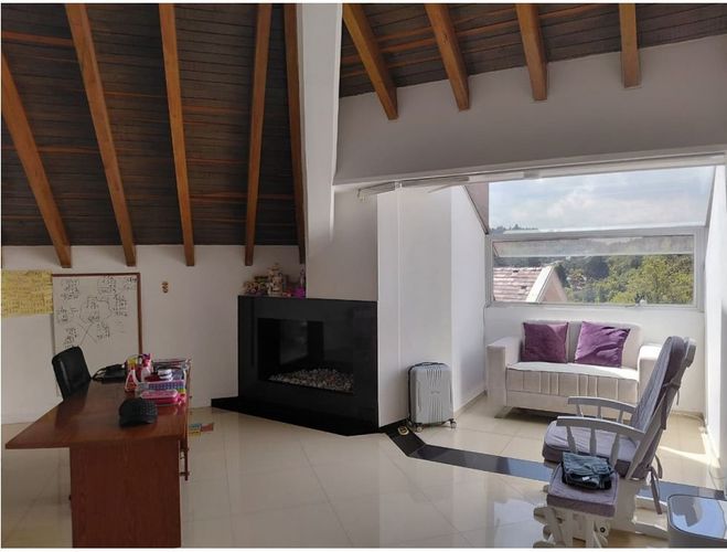 Casa de 4 alcobas en venta en San Jose De Bavaria, Bogotá, 320 m² · foto 17 de 23