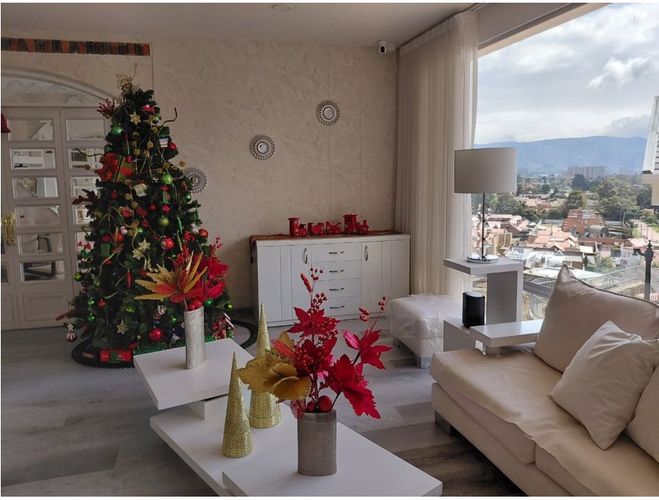 Casa de 4 alcobas en venta en San Jose De Bavaria, Bogotá, 320 m² · foto 19 de 23