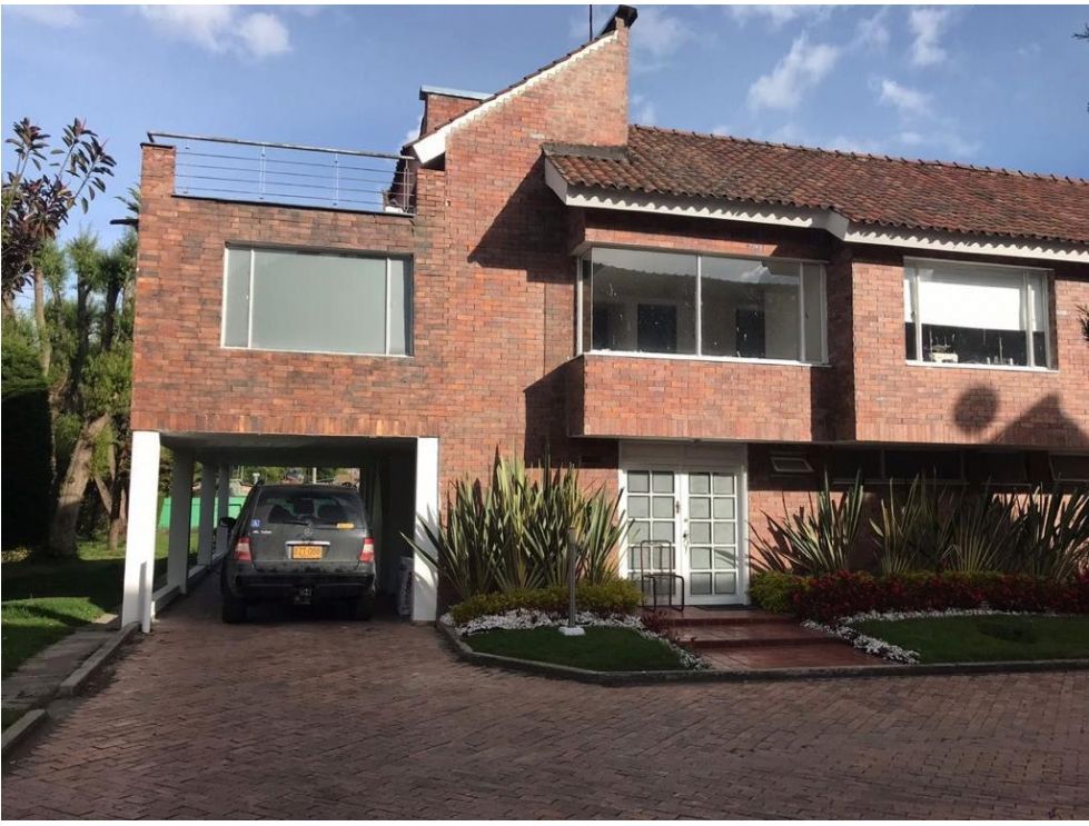 Casa en venta en San Jose De Bavaria, Bogotá · foto 4 de 21