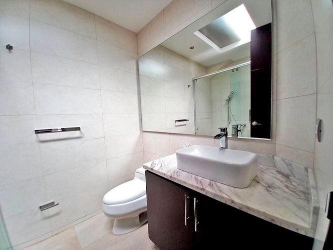 Apartamento en venta en Santa Barbara, Bogotá · foto 6 de 13