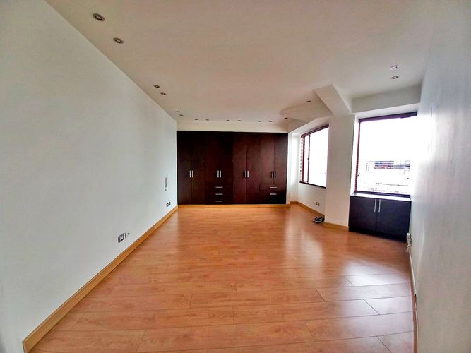 Apartamento en venta en Santa Barbara, Bogotá · foto 7 de 13