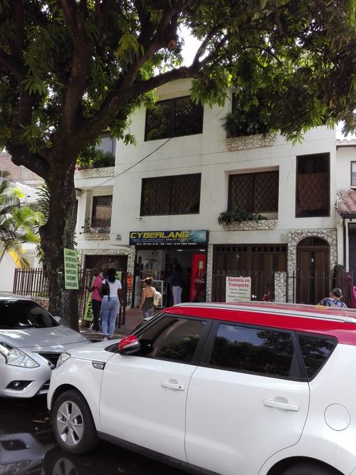 Edificio en venta en Tequendama, Cali, 460 m² · foto 4 de 9