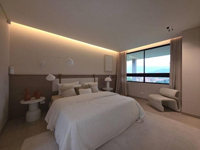 Apartamento de 3 alcobas en venta en El Castillo, Medellín, 146 m² · foto 22 de 24
