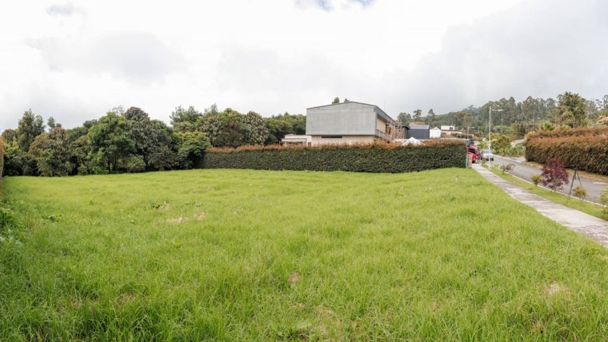 Lote en venta en Las Palmas, Envigado, 2108 m² · foto 2 de 22