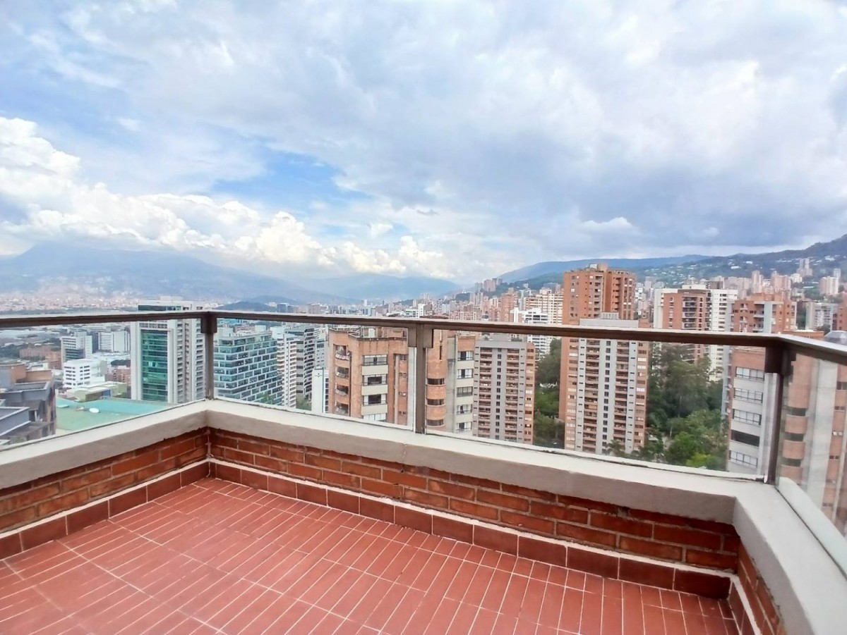 Apartamento en arriendo en El Poblado, Medellín · foto 12 de 22