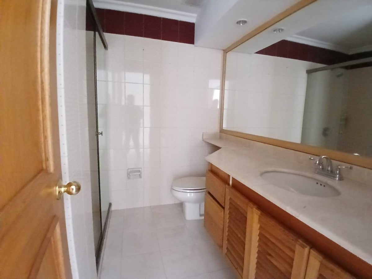 Apartamento en arriendo en El Poblado, Medellín · foto 13 de 22