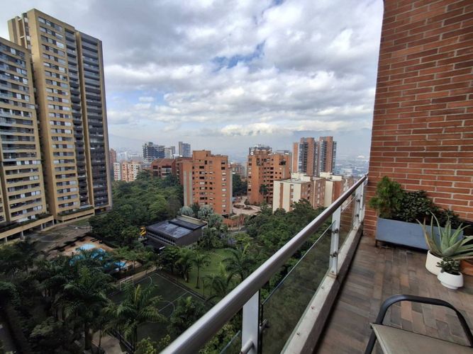 Consultorio en venta en Las Palmas, Medellín, 80 m² · foto 11 de 23