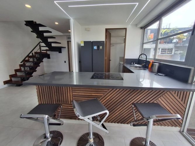 Apartamento de 3 alcobas en venta en El Poblado, Medellín, 184 m² · foto 4 de 24