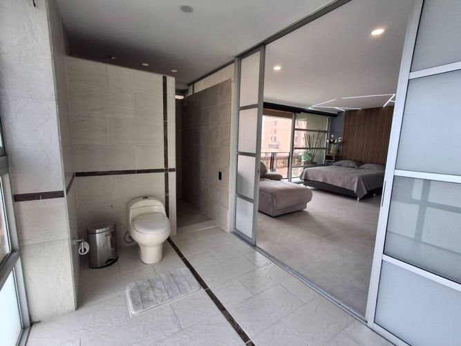 Apartamento de 3 alcobas en venta en El Poblado, Medellín, 184 m² · foto 11 de 24