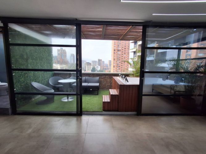 Apartamento de 3 alcobas en venta en El Poblado, Medellín, 184 m² · foto 13 de 24