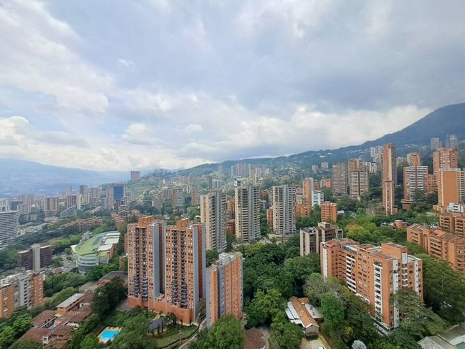 Apartamento en arriendo en Provenza, Medellín · foto 6 de 24