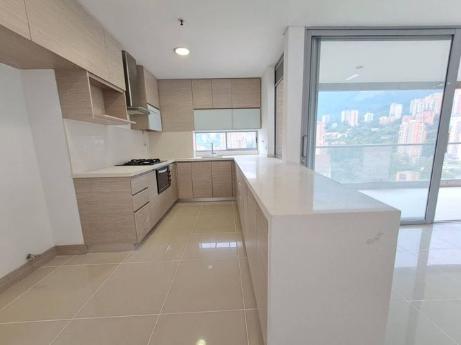 Apartamento en arriendo en Provenza, Medellín · foto 9 de 24