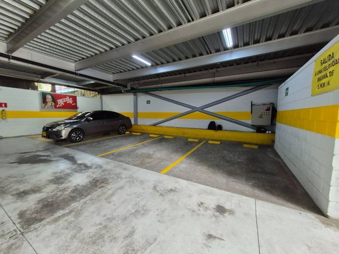 Edificio en venta en Astorga, Medellín, 924 m² · foto 20 de 22