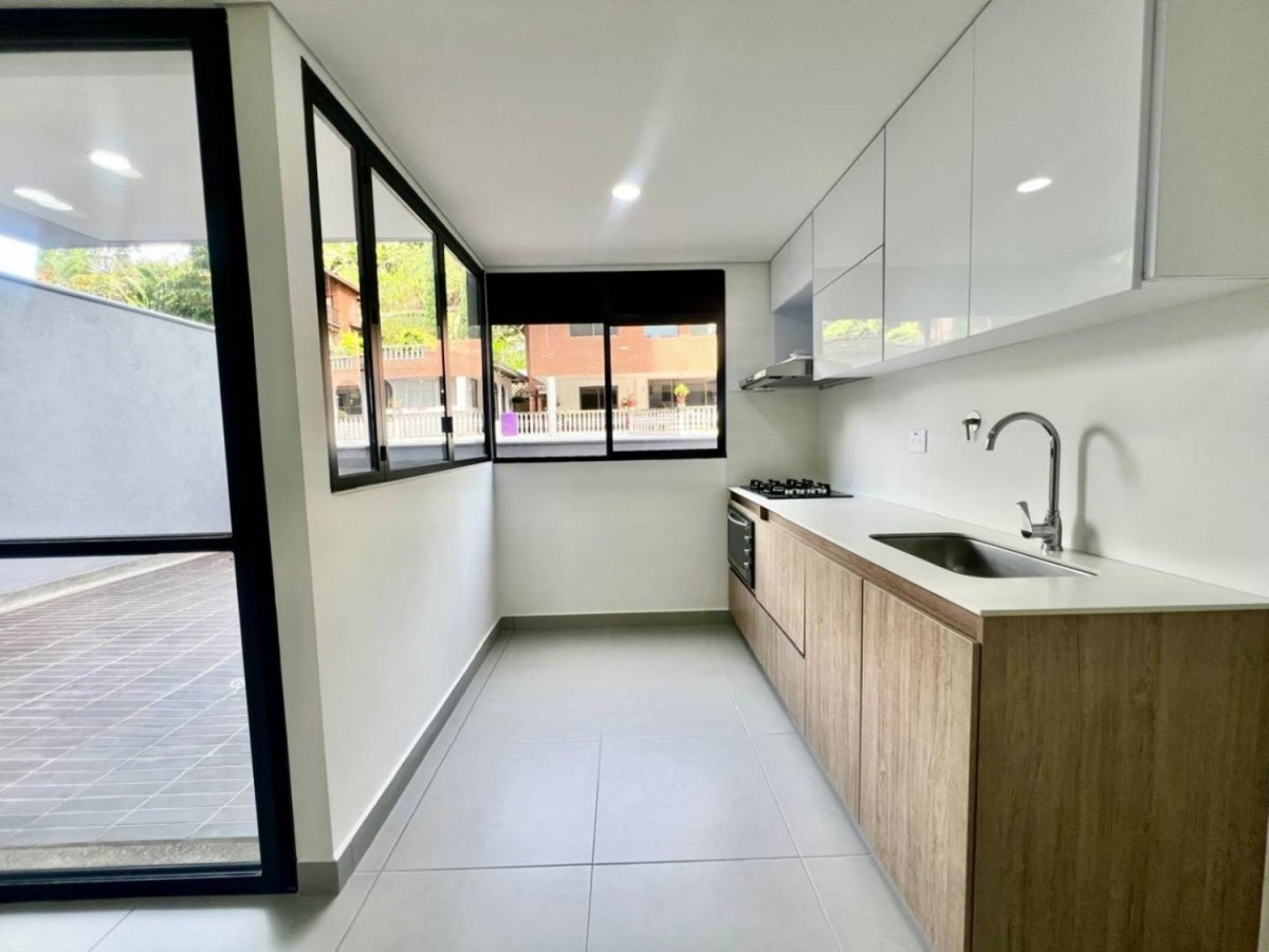 Apartamento en venta en Señorial, Envigado · foto 3 de 18