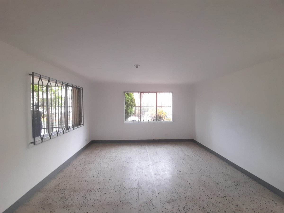 Casa en arriendo en San Marcos, Envigado · foto 3 de 22