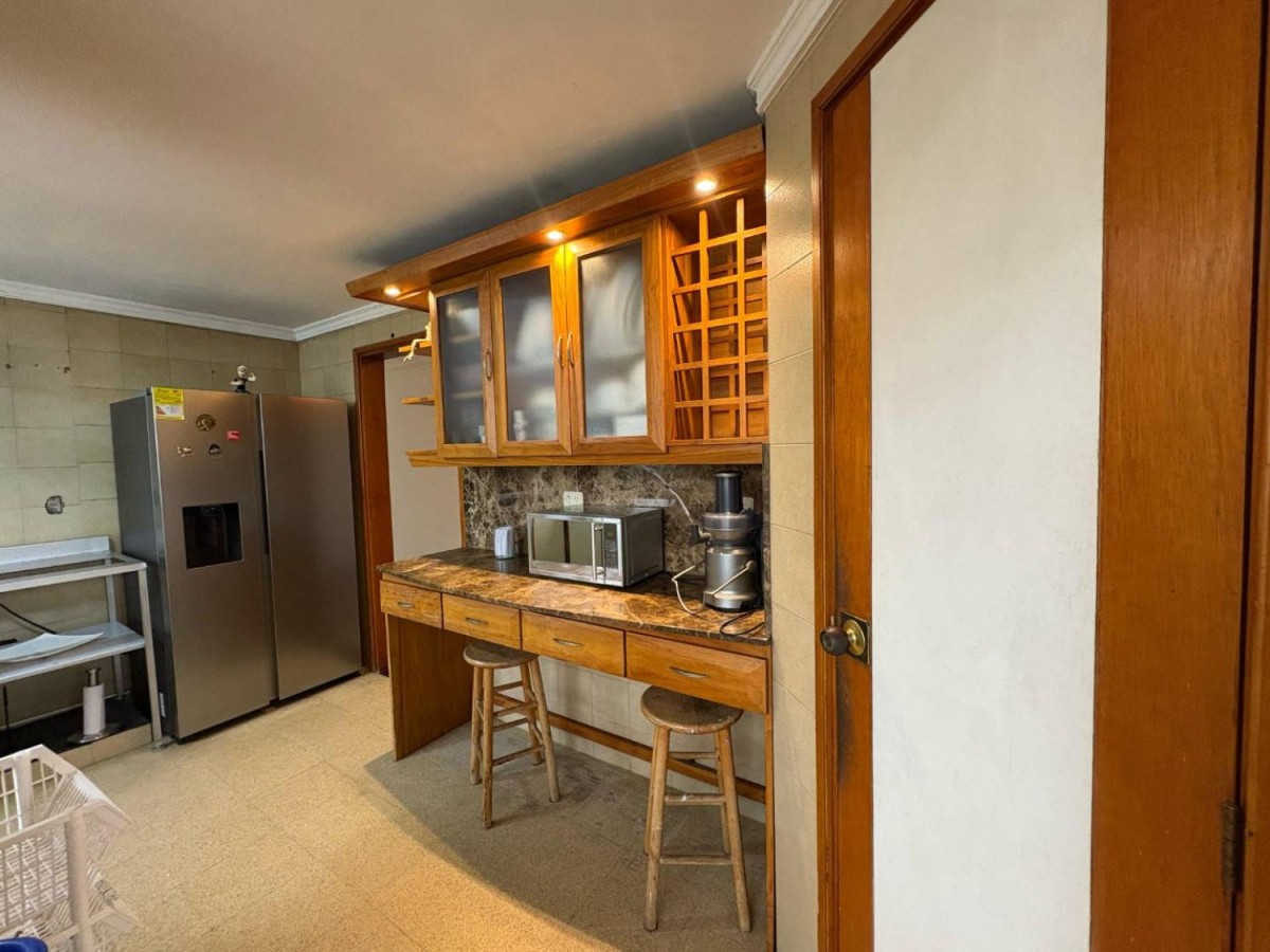 Apartamento en venta en El Poblado, Medellín · foto 17 de 24