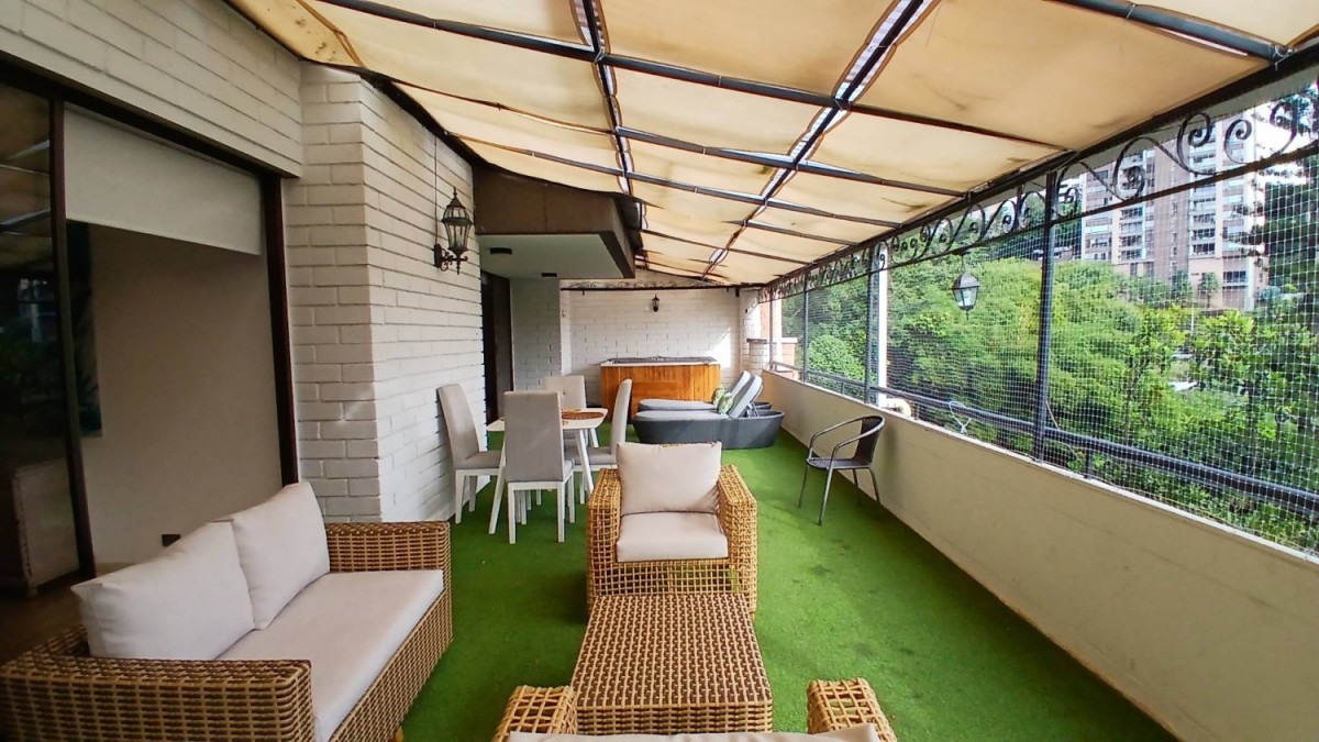 Apartamento en arriendo en El Poblado, Medellín · foto 15 de 24