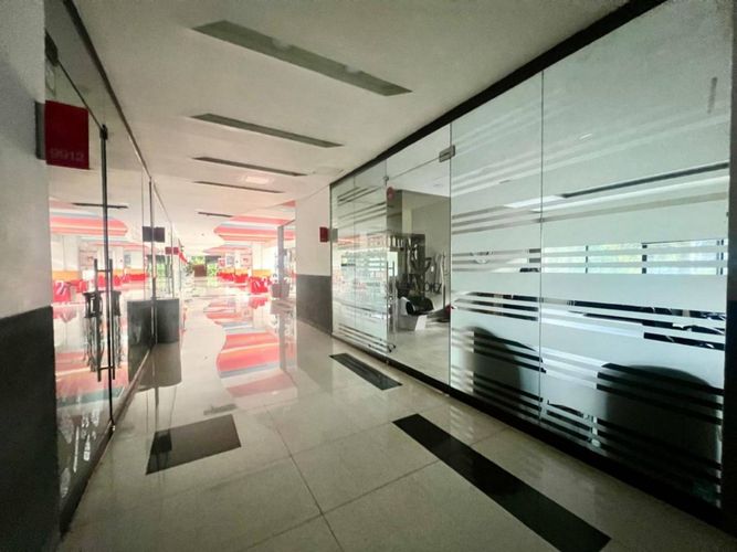 Local en venta en El Tesoro, Medellín, 55 m² · foto 6 de 14