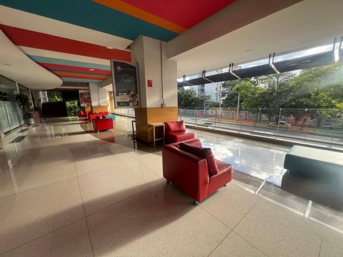 Local en venta en El Tesoro, Medellín, 55 m² · foto 11 de 14