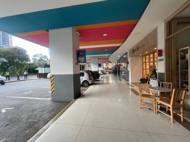Local en venta en El Tesoro, Medellín, 55 m² · foto 12 de 14