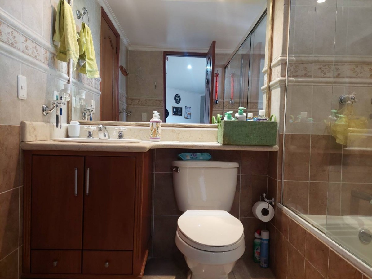 Apartamento en venta en Laureles, Medellín · foto 16 de 24