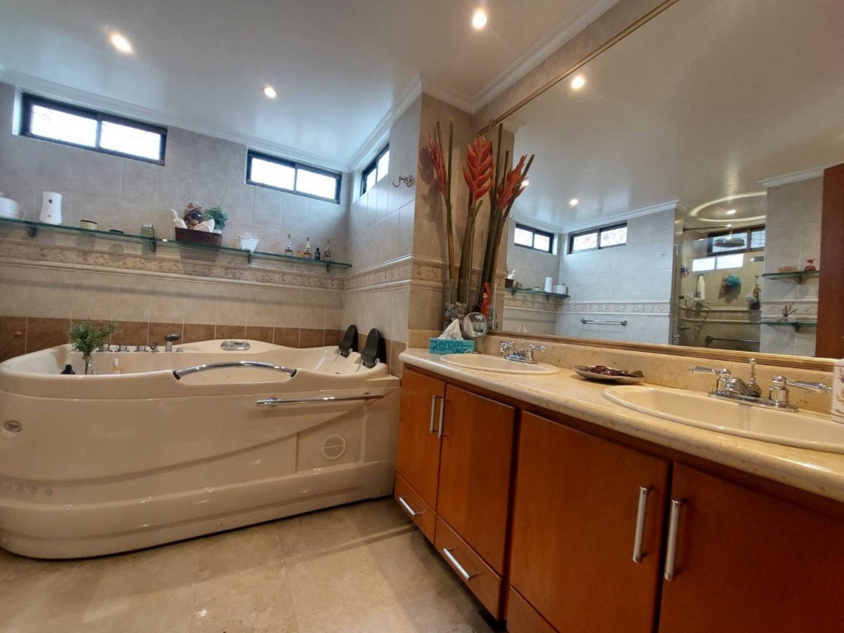 Apartamento en venta en Laureles, Medellín · foto 20 de 24
