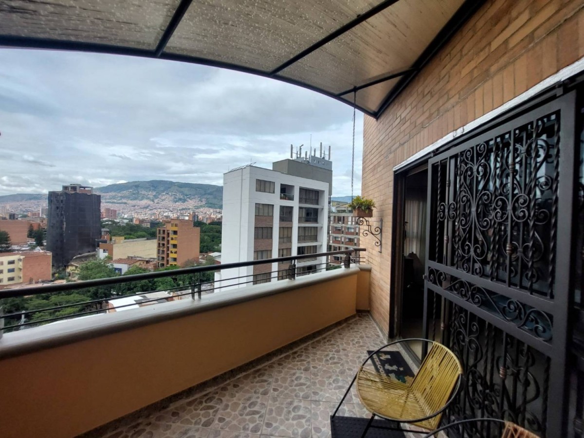 Apartamento en venta en Laureles, Medellín · foto 21 de 24