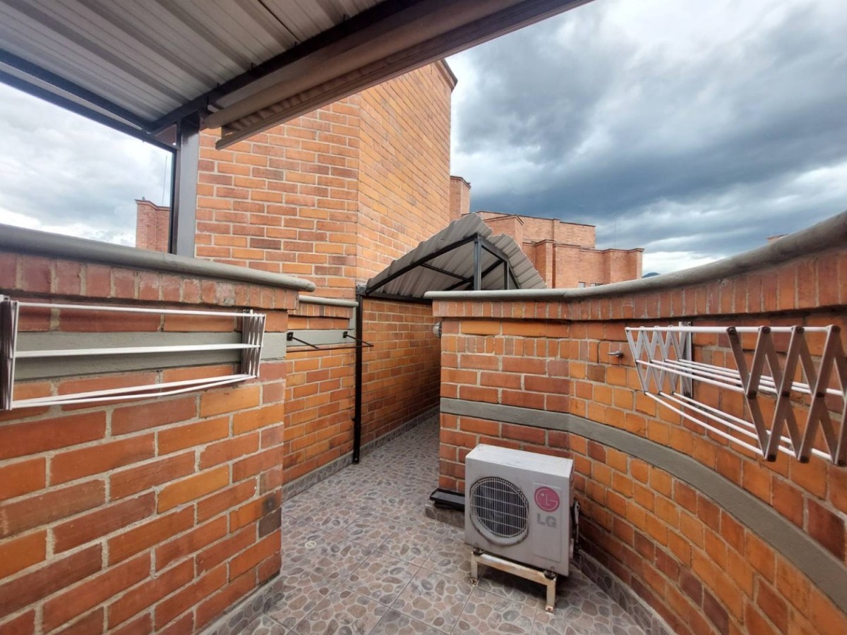 Apartamento en venta en Laureles, Medellín · foto 24 de 24
