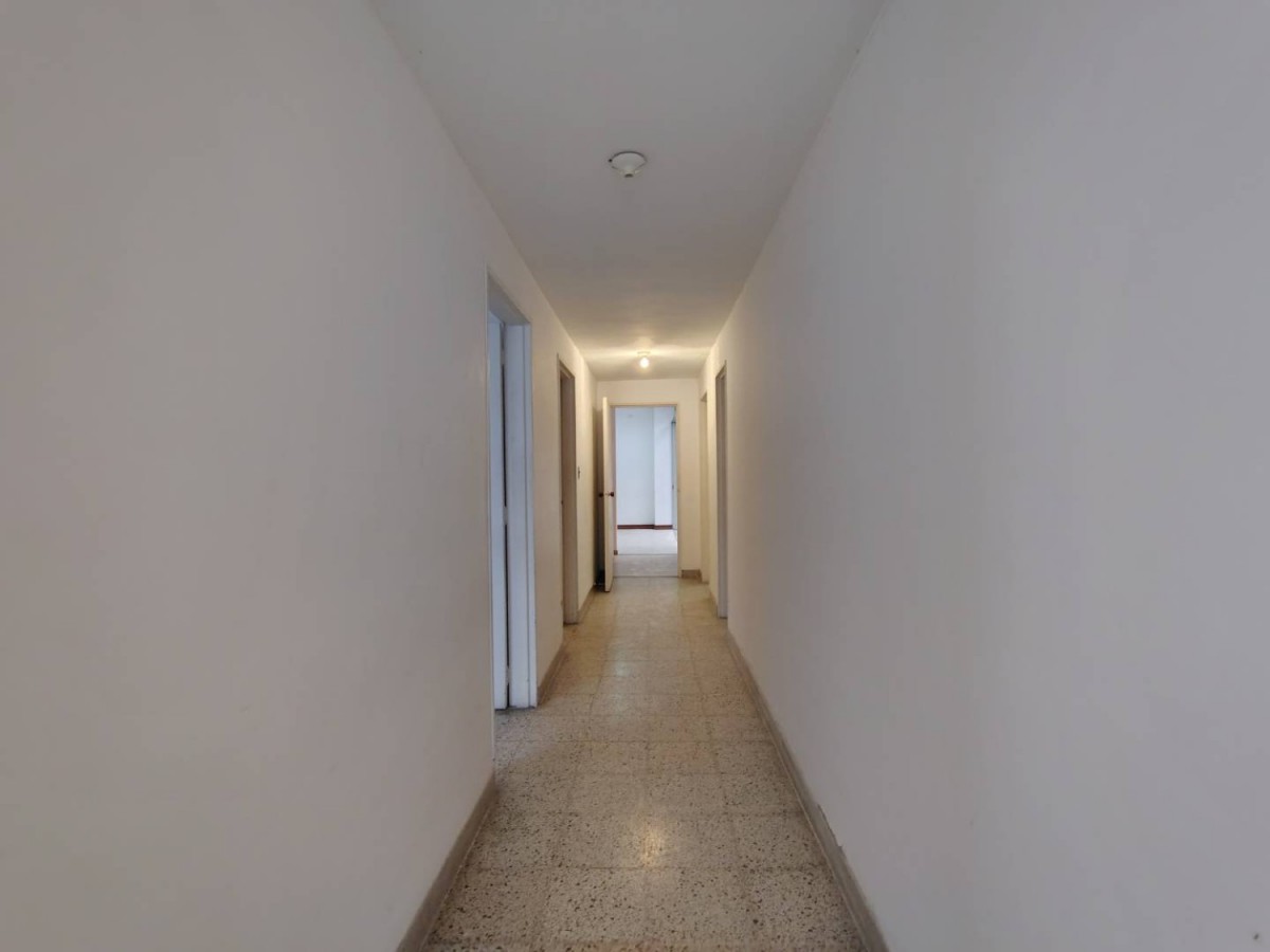 Casa en arriendo en Manila, Medellín · foto 13 de 24
