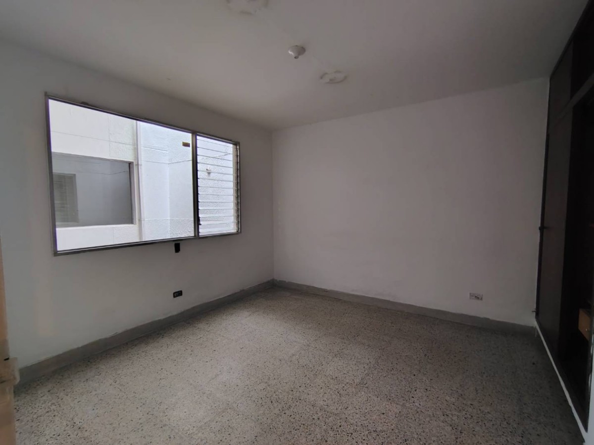 Casa en arriendo en Manila, Medellín · foto 14 de 24