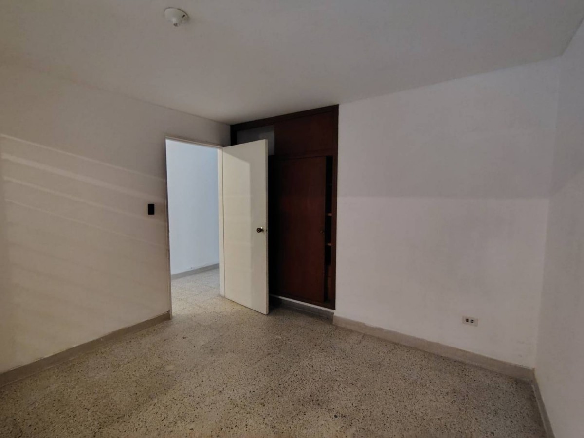 Casa en arriendo en Manila, Medellín · foto 16 de 24