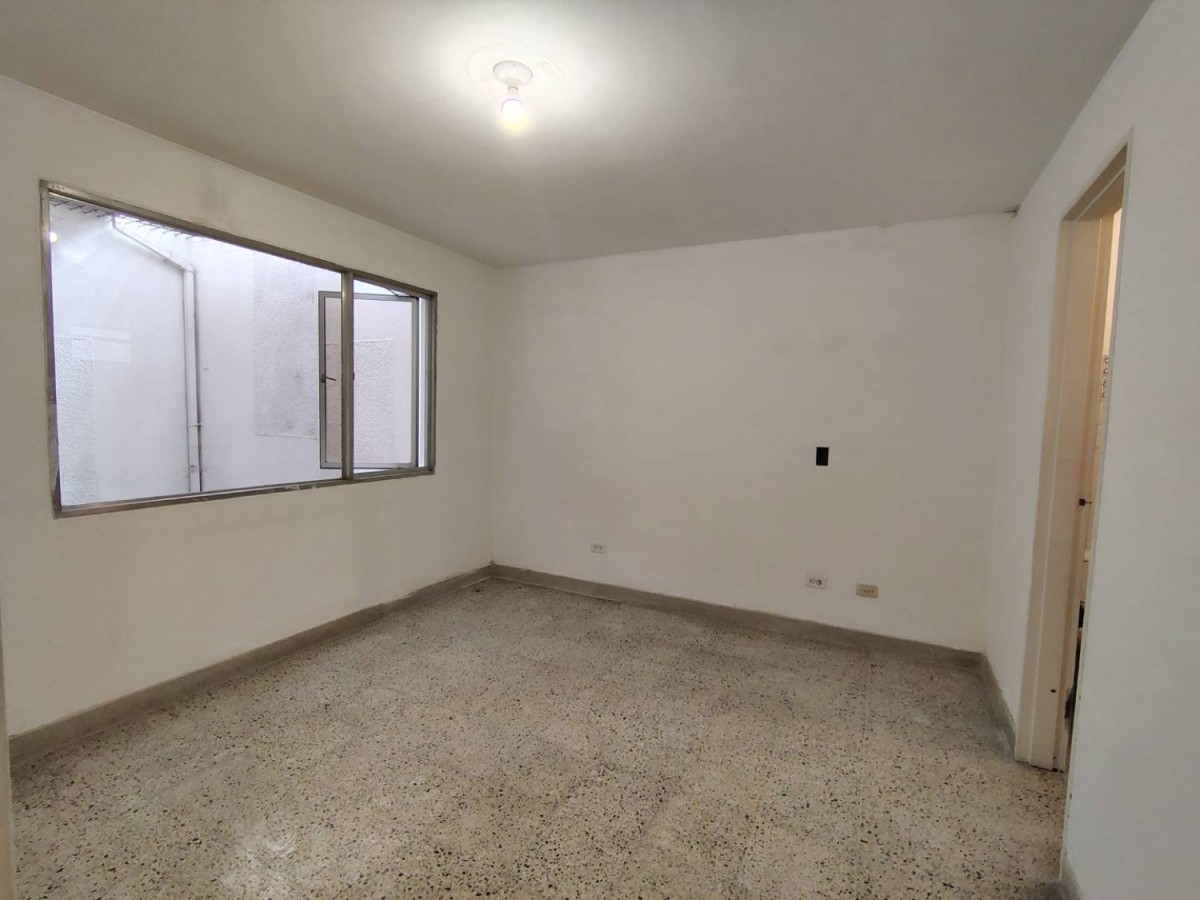 Casa en arriendo en Manila, Medellín · foto 18 de 24