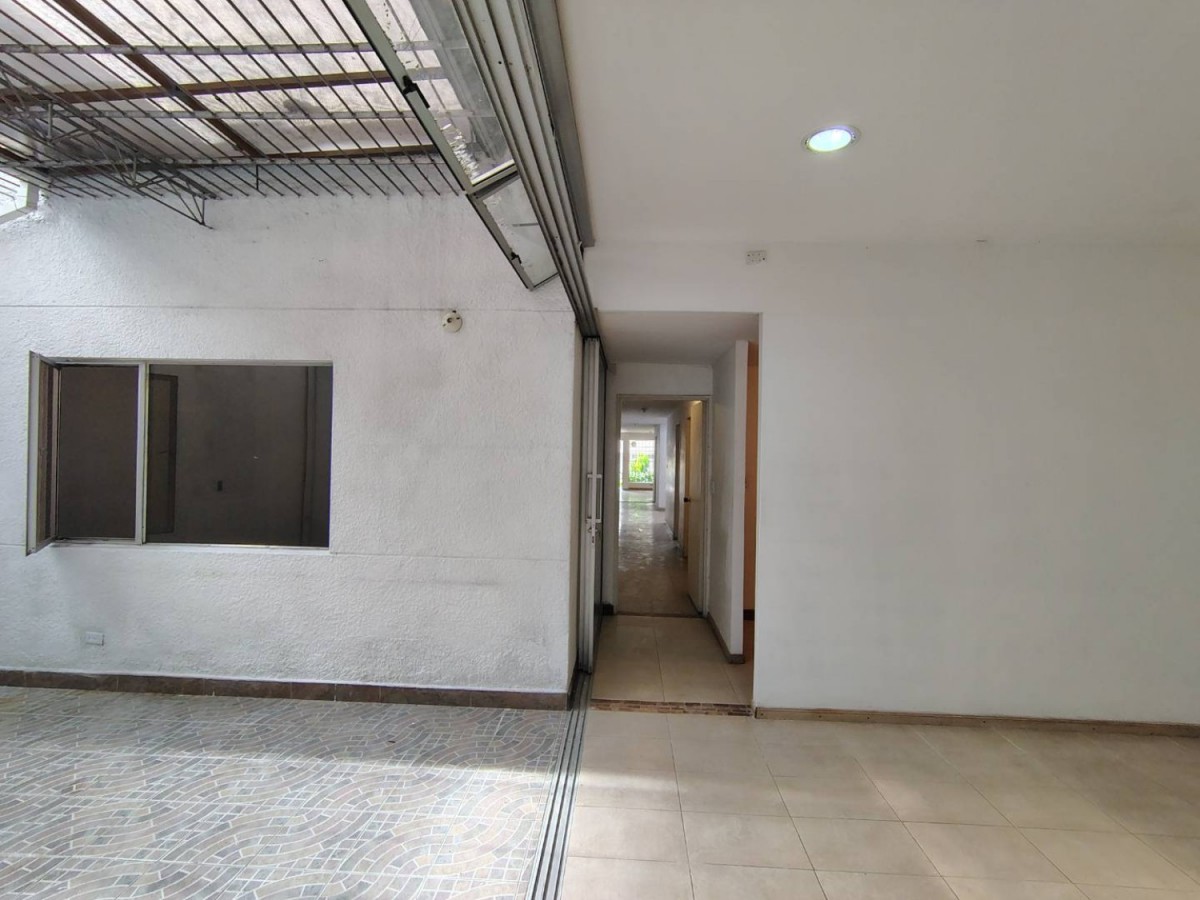 Casa en arriendo en Manila, Medellín · foto 23 de 24