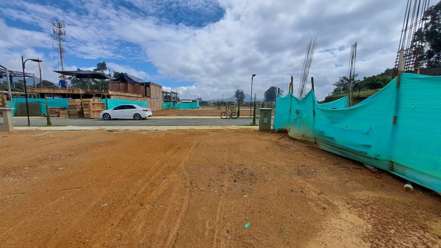 Lote en venta en El Tambo, La Ceja, 104 m² · foto 8 de 19