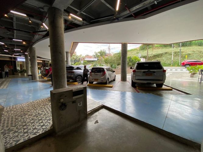 Local en venta en Zuñiga, Envigado, 5 m² · foto 8 de 10