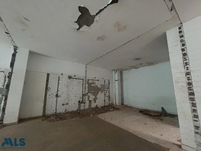 Bodega en venta en Jesús Nazareno, Medellín, 81 m² · foto 4 de 12