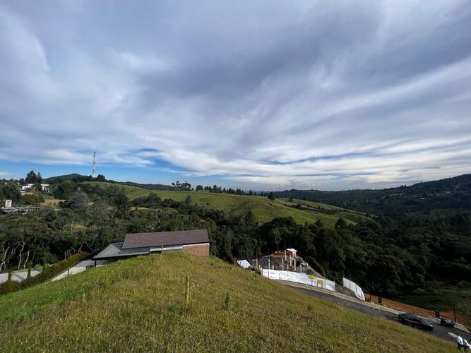 Lote en venta en Pantanillo, Envigado, 2095 m² · foto 9 de 10