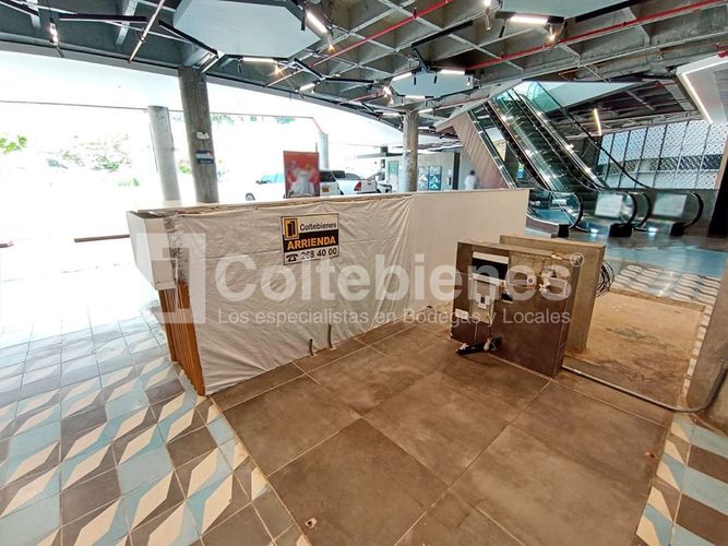 Local en venta en El Poblado, Envigado · foto 4 de 7
